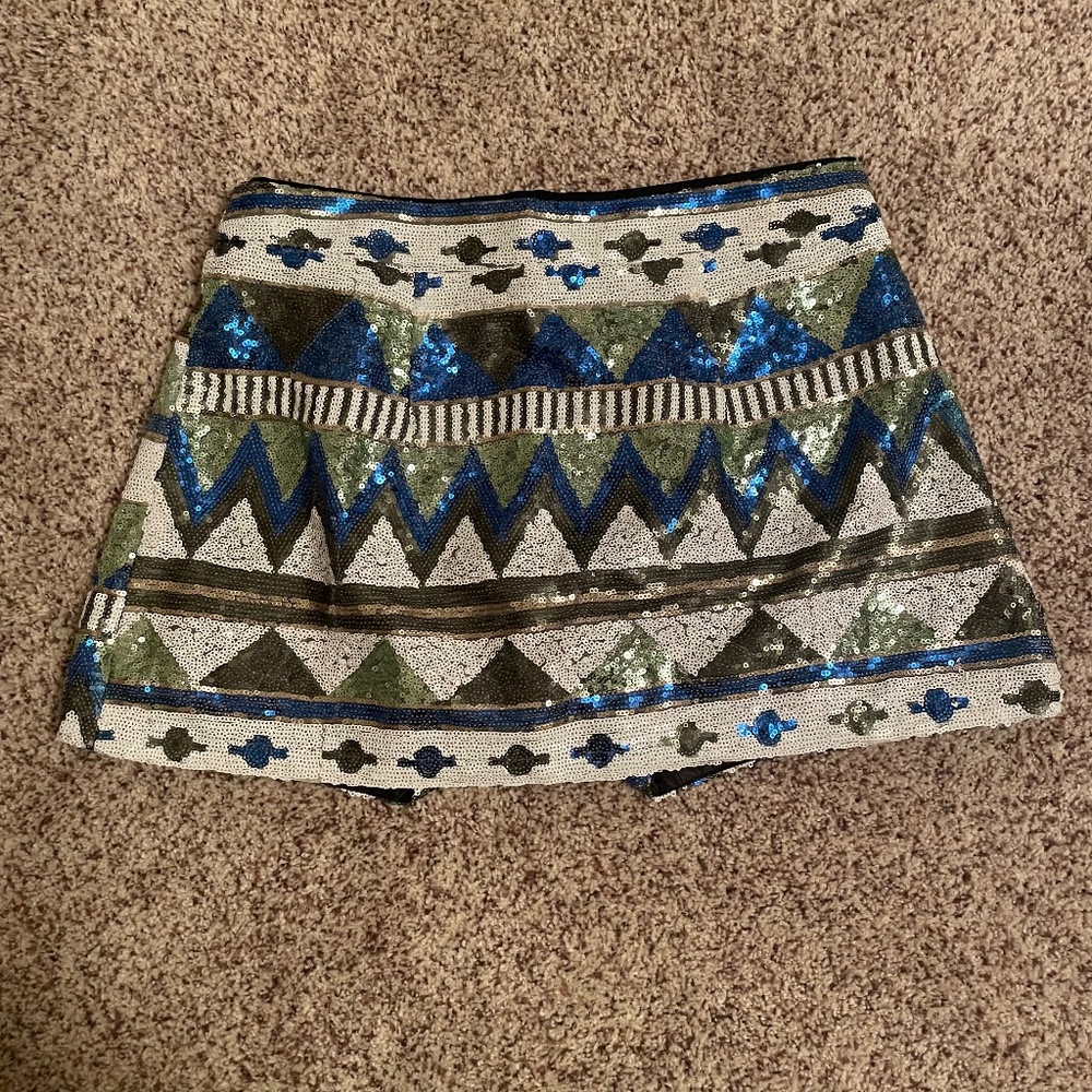 DO&BE Sequin Skort - Size M